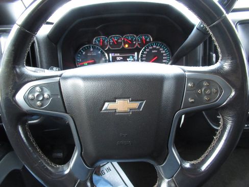 Used 2018 Chevrolet Silverado 2500 LT w/ LT Convenience Package image 25