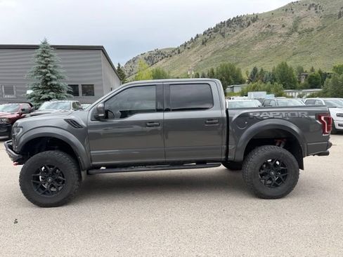 Used 2019 Ford F150 Raptor w/ Equipment Group 802A Luxury AWD/4WD image 18