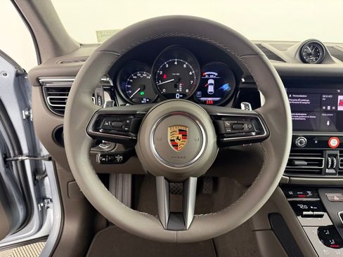 New 2026 Porsche Macan AWD/4WD image 25