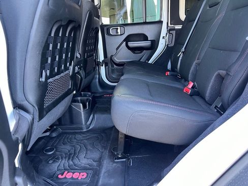 Used 2021 Jeep Wrangler Unlimited Rubicon AWD/4WD image 18