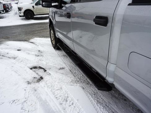 Used 2020 Ford F250 XLT image 11