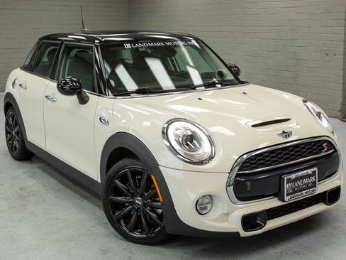 Used 2016 MINI Cooper S image 7