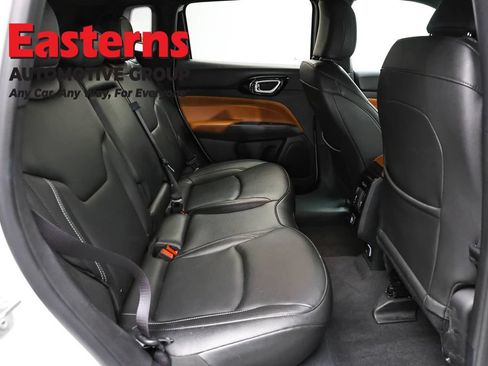 Used 2025 Jeep Compass Limited AWD/4WD image 23