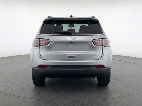 Used 2025 Jeep Compass Limited image 7