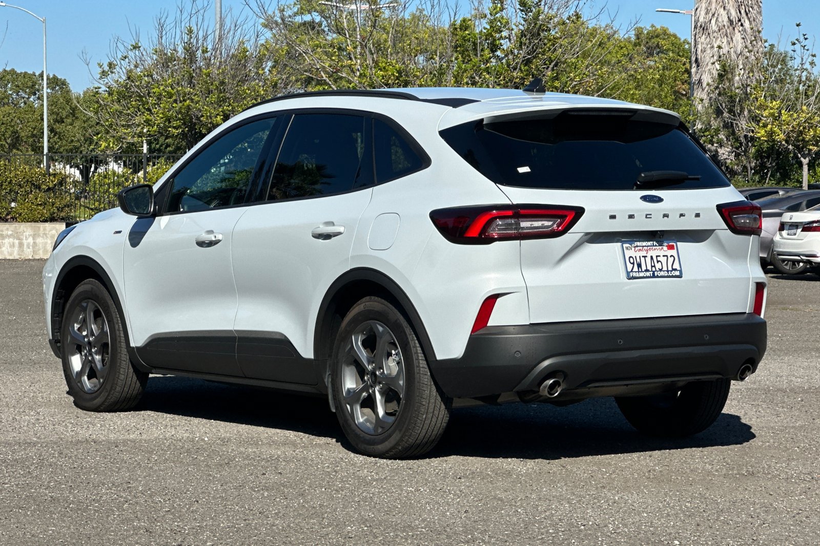 Certified 2025 Ford Escape ST-Line w/ Tech Pack #1 FWD image 5