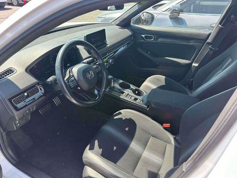 Used 2024 Honda Civic Sport image 13
