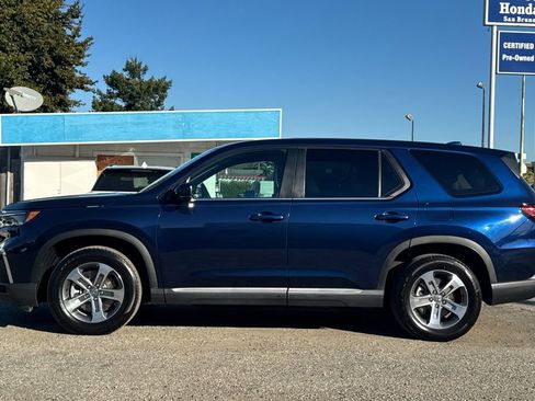 Certified 2025 Honda Pilot EX-L image 7