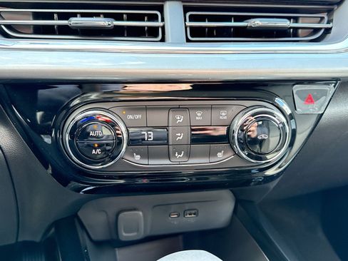 New 2026 Chevrolet Trax LT w/ Driver Confidence Package FWD image 17