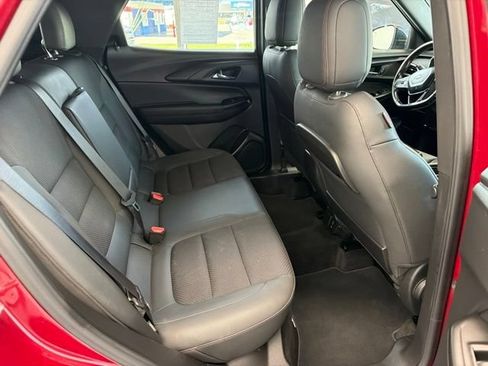 Used 2021 Chevrolet TrailBlazer RS w/ Convenience Package AWD/4WD image 9