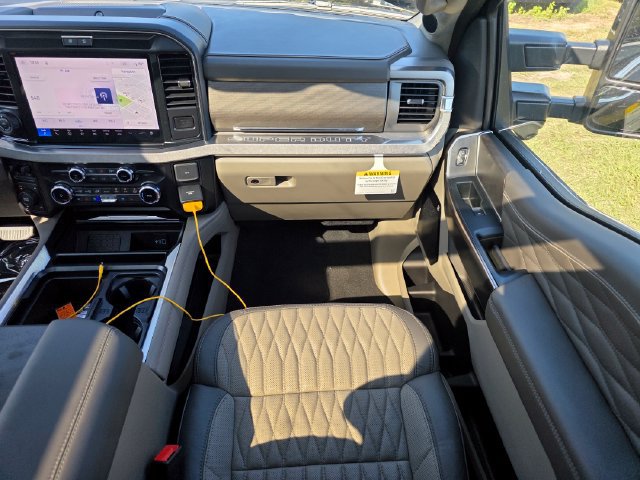 New 2027 Ford F250 Platinum w/ Platinum Plus Package AWD/4WD image 15