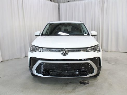 Used 2025 Volkswagen Taos SEL w/ Black Wheel Plus Package AWD/4WD image 37
