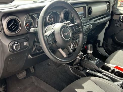 Used 2023 Jeep Wrangler Sport AWD/4WD image 13