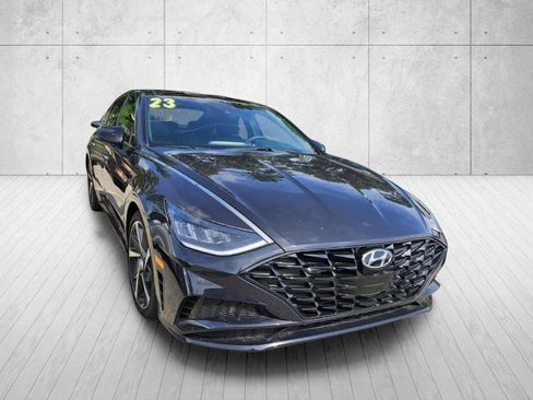 Used 2023 Hyundai Sonata SEL Plus FWD image 3