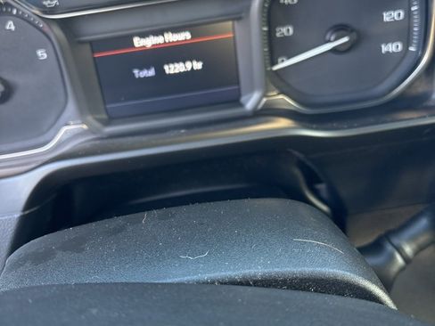 Used 2021 GMC Sierra 2500 SLE w/ SLE Value Package; image 11