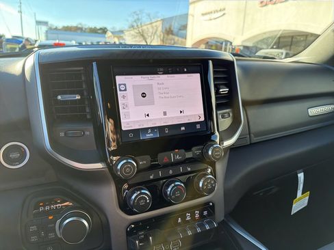 New 2026 RAM 1500 Big Horn AWD/4WD image 32