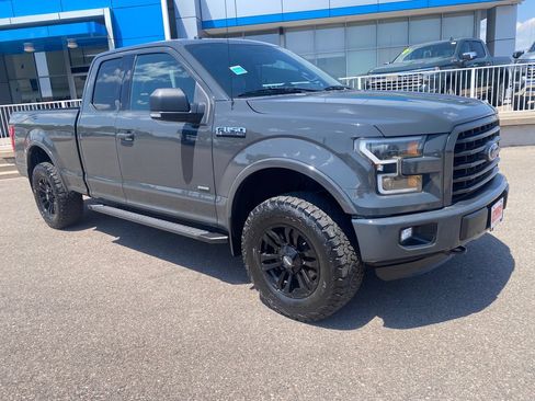 Used 2016 Ford F150 XLT w/ Equipment Group 302A Luxury AWD/4WD image 7
