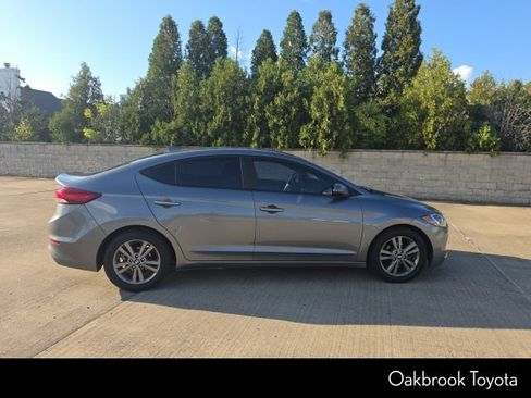 Used 2018 Hyundai Elantra SEL FWD image 6