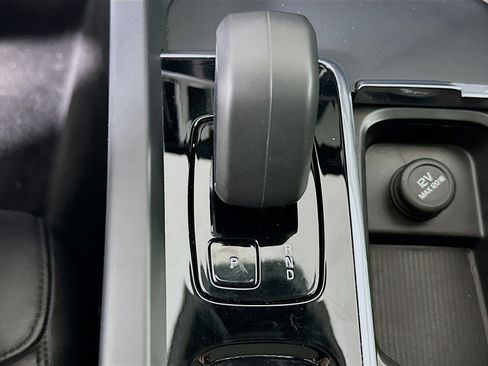 Used 2024 Volvo S60 B5 Core image 25