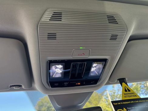 New 2026 Volkswagen Atlas SEL image 30