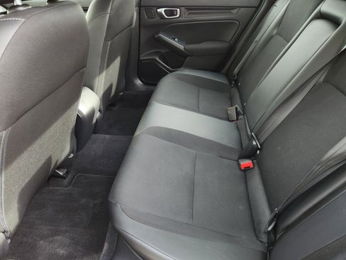 Used 2025 Honda Civic Sport image 31