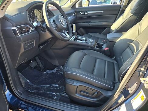 New 2025 MAZDA CX-5 AWD 2.5 S w/ Preferred Package image 3