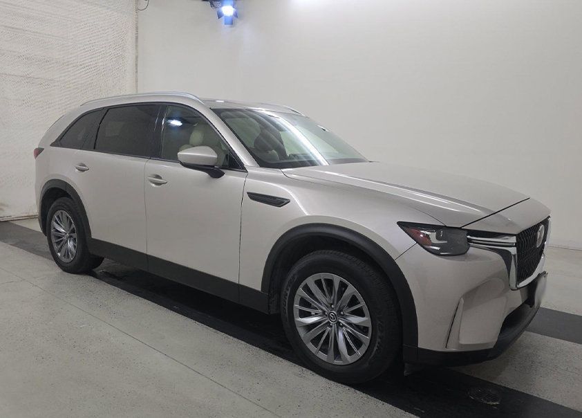 Used 2024 MAZDA CX-90 3.3 Turbo w/ Preferred Package AWD/4WD image 6