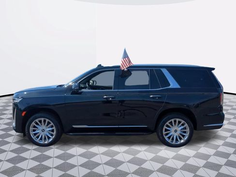 Certified 2022 Cadillac Escalade Luxury AWD/4WD image 4