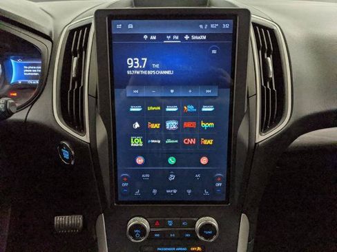 Certified 2023 Ford Edge SEL w/ Convenience Package AWD/4WD image 8