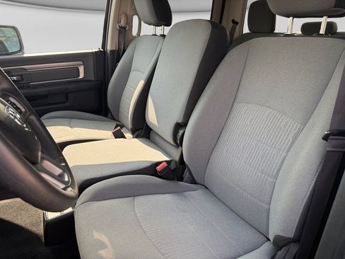 Used 2023 RAM 1500 Classic SLT AWD/4WD image 21