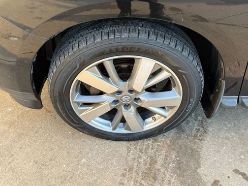 Used 2014 Nissan Pathfinder Platinum w/ Cargo Package image 45