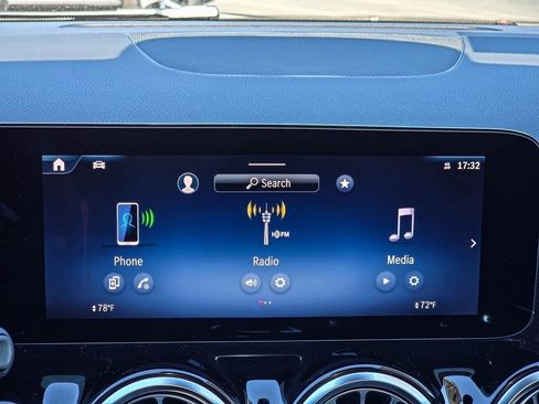 New 2025 Mercedes-Benz GLA 250 4MATIC image 14