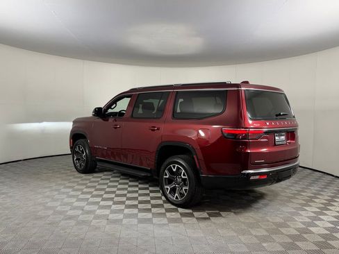Used 2023 Jeep Wagoneer Series III w/ Preferred Equipment Group AWD/4WD image 10