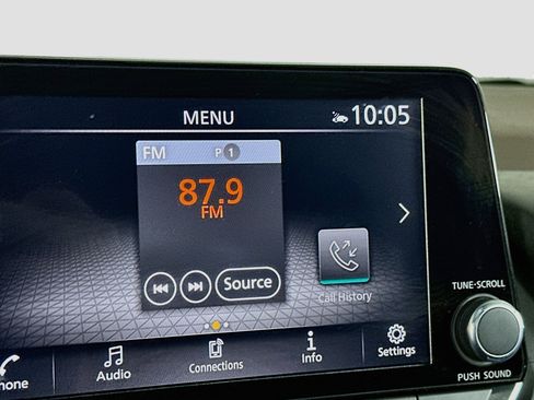 Used 2023 Nissan Rogue SV FWD image 21