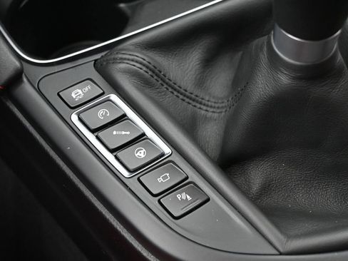 Used 2016 BMW M3 image 17