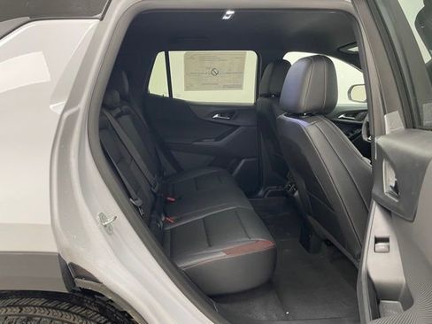 New 2026 Chevrolet Equinox RS w/ Convenience Package III AWD/4WD image 14