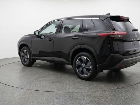 Used 2025 Nissan Rogue SV FWD image 6