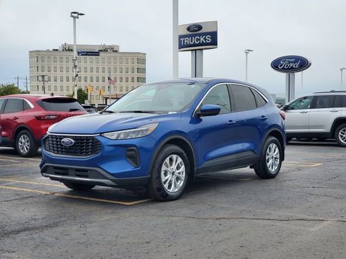 Used 2023 Ford Escape Active w/ Tech Pack #2 AWD/4WD image 33
