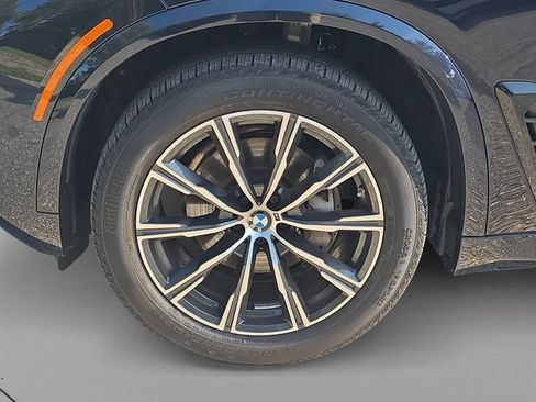 Used 2026 BMW X5 xDrive40i w/ M Sport Package AWD/4WD image 12