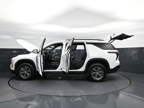 New 2026 Chevrolet Traverse LT image 47