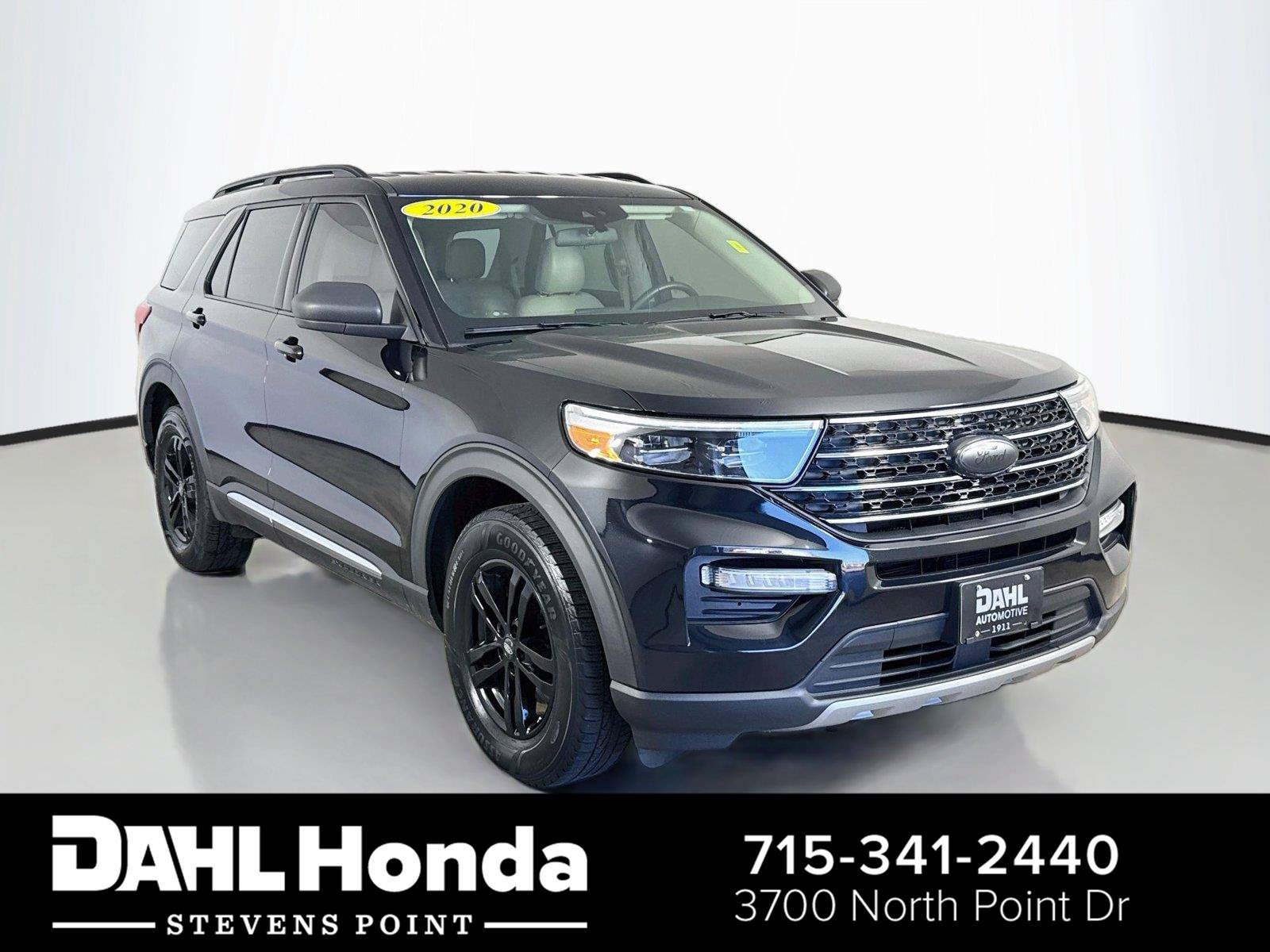 Used 2020 Ford Explorer XLT w/ Equipment Group 202A AWD/4WD image 1
