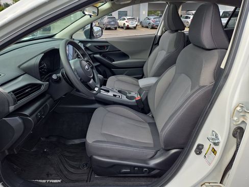 Used 2026 Subaru Crosstrek 2.5i Premium AWD/4WD image 14