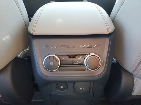 New 2026 Ford Explorer Active image 12