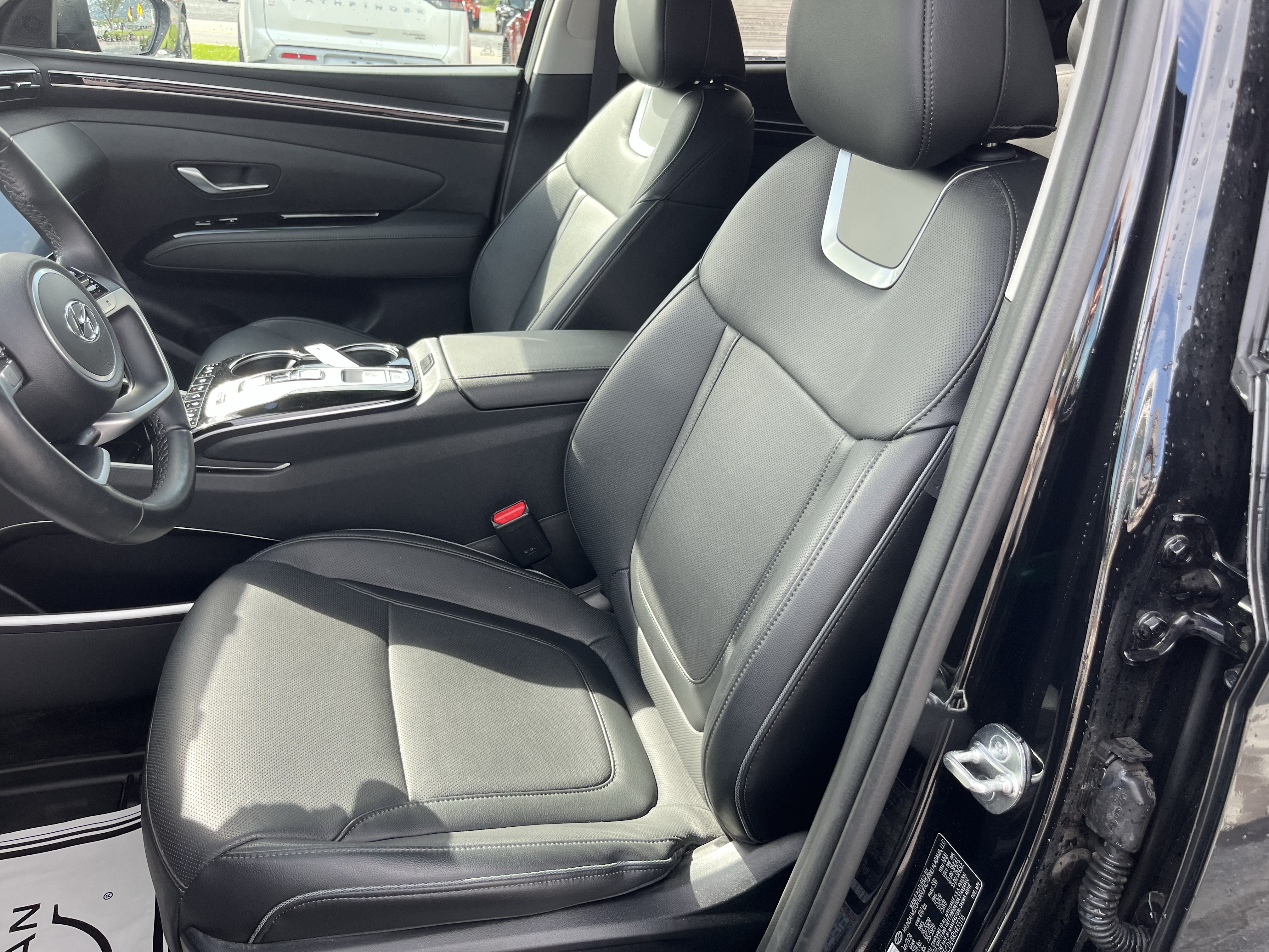 Used 2024 Hyundai Tucson Limited AWD/4WD image 24