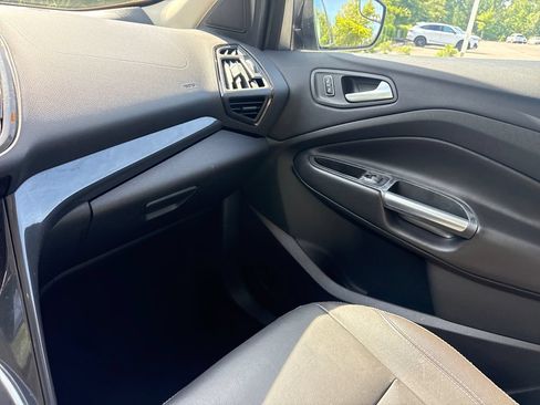 Used 2014 Ford Escape Titanium AWD/4WD image 17