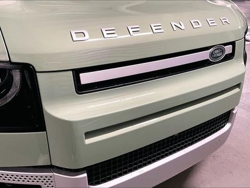 Certified 2023 Land Rover Defender 110 75th Limited Edition image 31