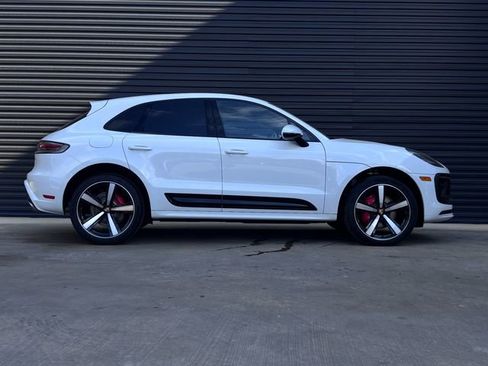 New 2025 Porsche Macan S image 8