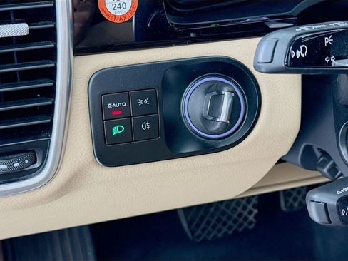 Certified 2023 Porsche Cayenne image 13