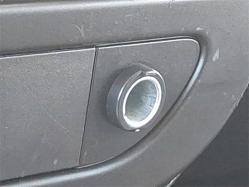 Used 2020 Chevrolet Express 2500 image 23