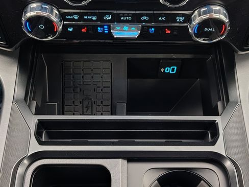New 2026 Ford F350 Lariat w/ Tremor Off-Road Package AWD/4WD image 38