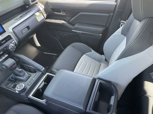 New 2026 Toyota Tacoma TRD Off-Road AWD/4WD image 19